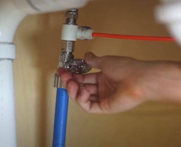 Shut-off-the-water-to-the-RO-unit